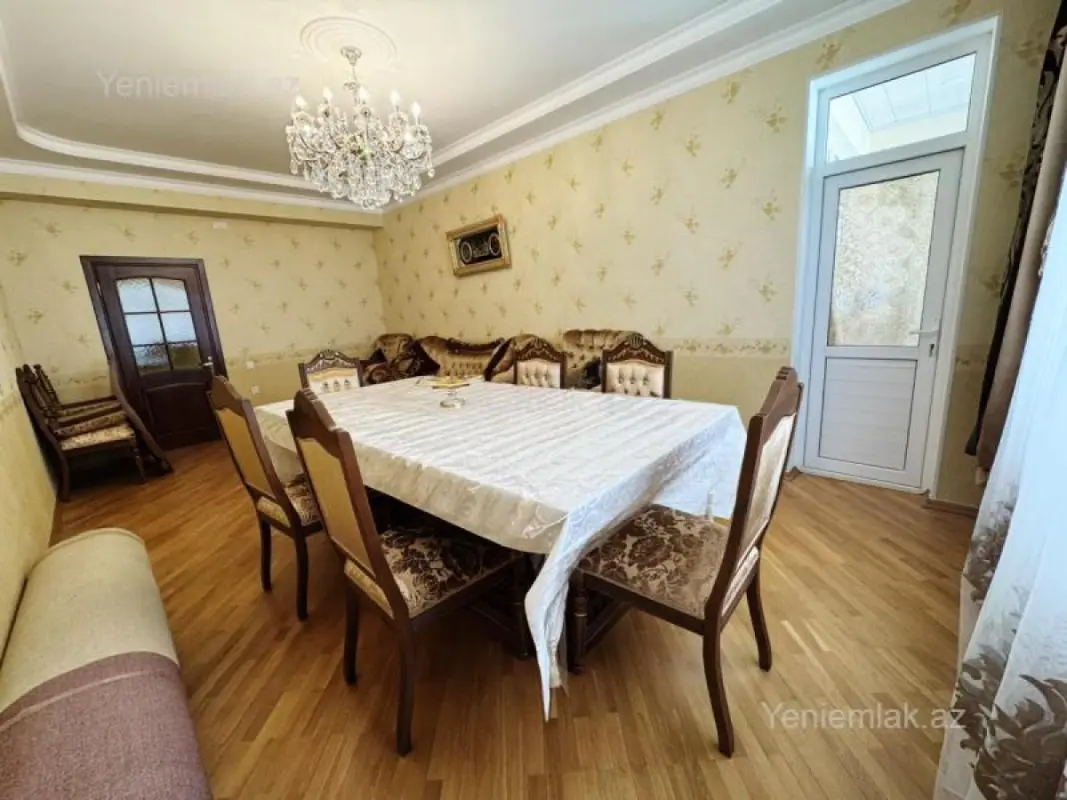 Satılır 4 otaqlı yeni tikili 140 m²