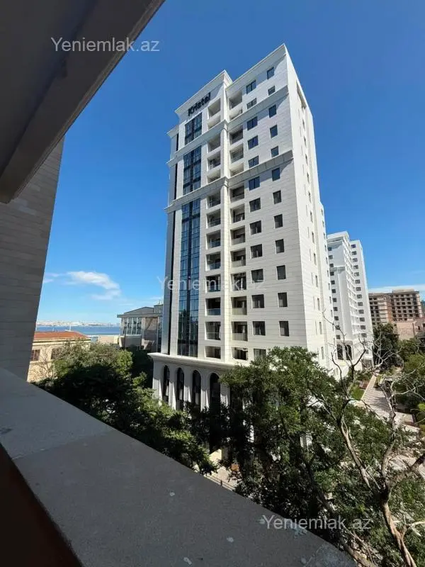 Satılır 2 otaqlı yeni tikili 100 m²