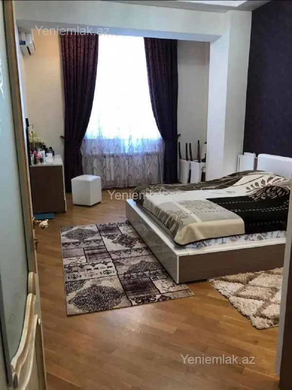 Satılır 3 otaqlı yeni tikili 111 m²