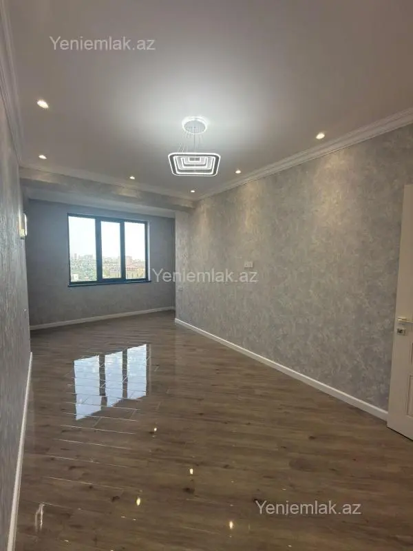 Satılır 2 otaqlı yeni tikili 60 m²
