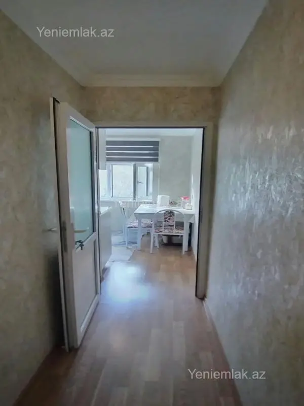 Satılır 2 otaqlı köhnə tikili 46 m²