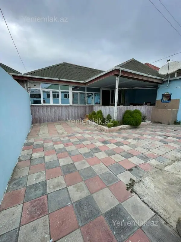 Satılır 4 otaqlı həyət evi 110 m²