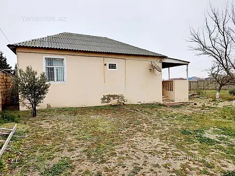 Satılır 3 otaqlı həyət evi 100 m²