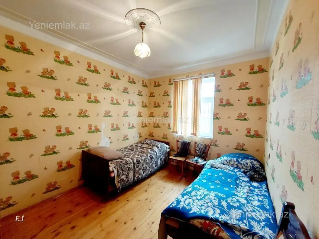 Satılır 3 otaqlı həyət evi 100 m²