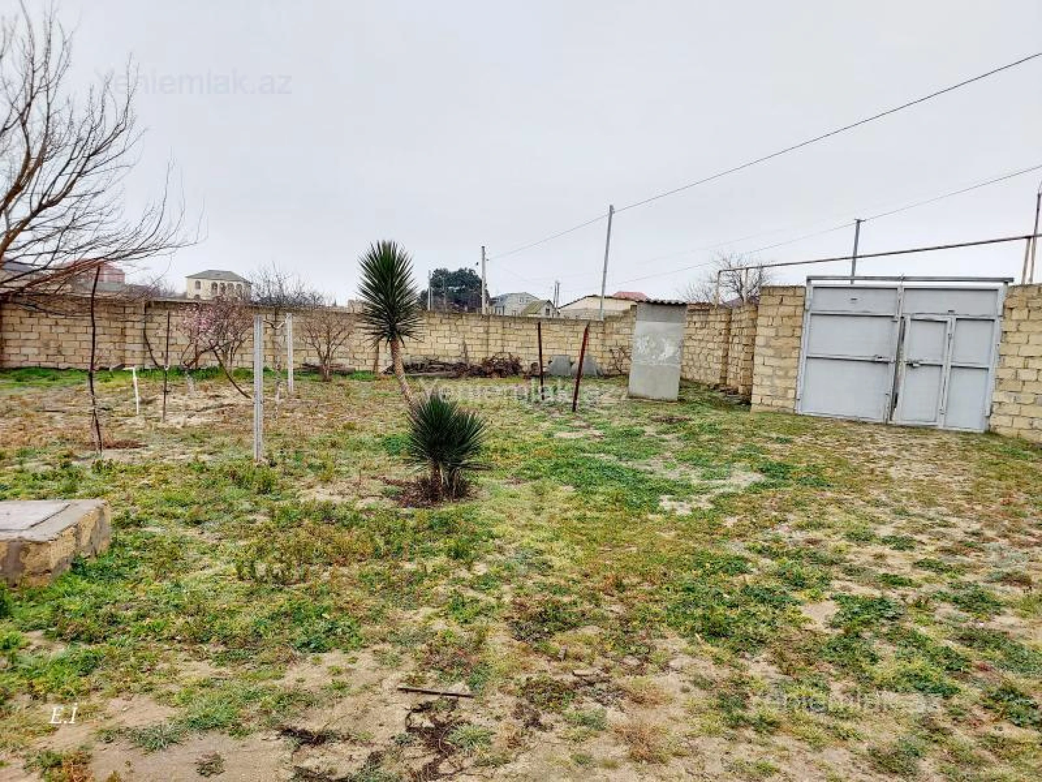 Satılır 3 otaqlı həyət evi 100 m²