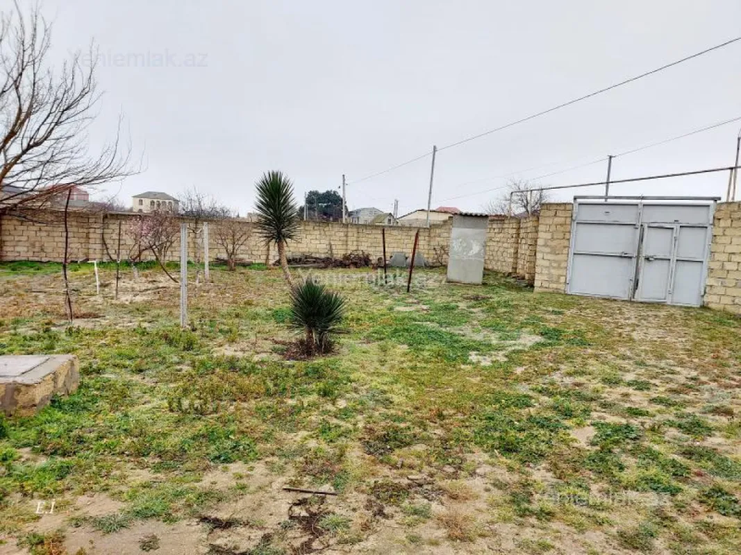 Satılır 3 otaqlı həyət evi 100 m²