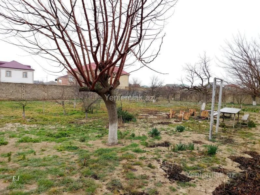 Satılır 3 otaqlı həyət evi 100 m²