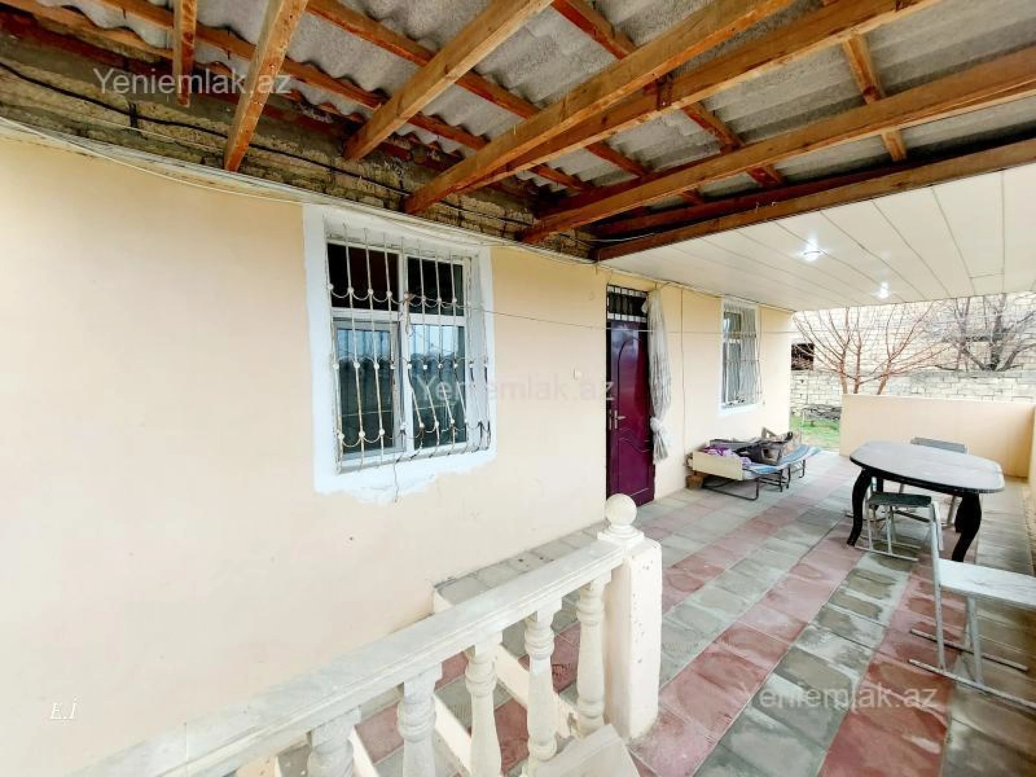 Satılır 3 otaqlı həyət evi 100 m²