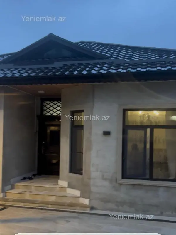 Satılır 4 otaqlı həyət evi 100 m²
