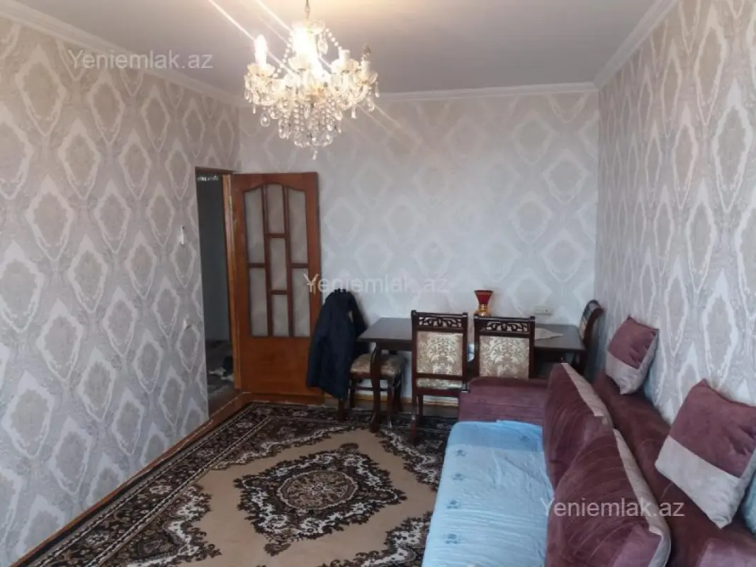 Satılır 2 otaqlı köhnə tikili 62 m²