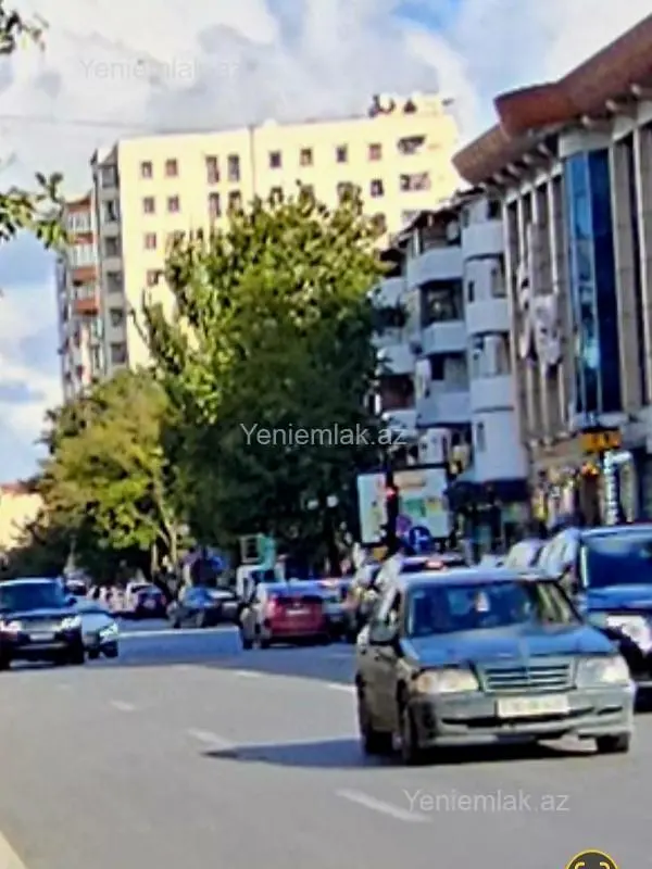 Satılır 1 otaqlı obyekt 80 m²