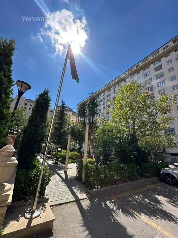 Satılır 3 otaqlı yeni tikili 90 m²