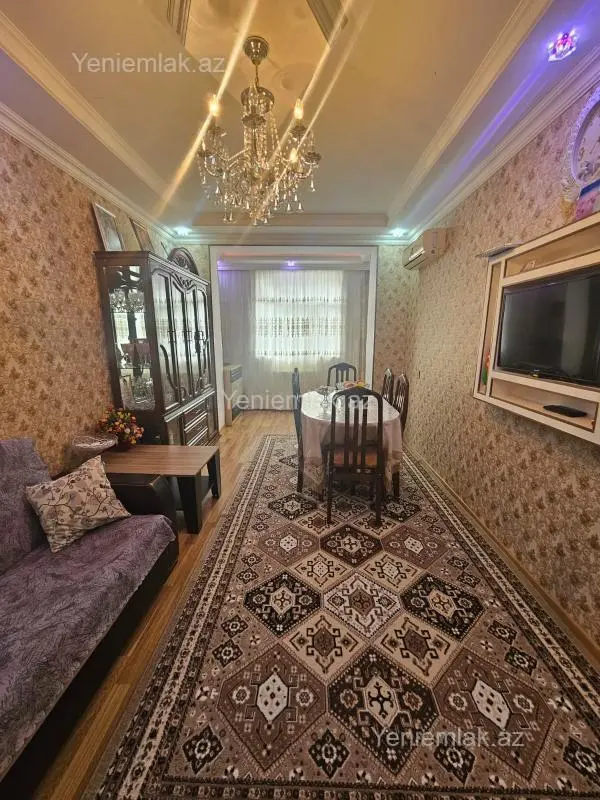 Satılır 2 otaqlı köhnə tikili 56 m²