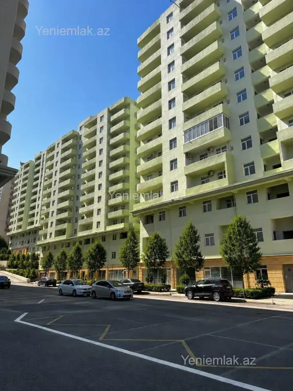 Satılır 3 otaqlı yeni tikili 120 m²
