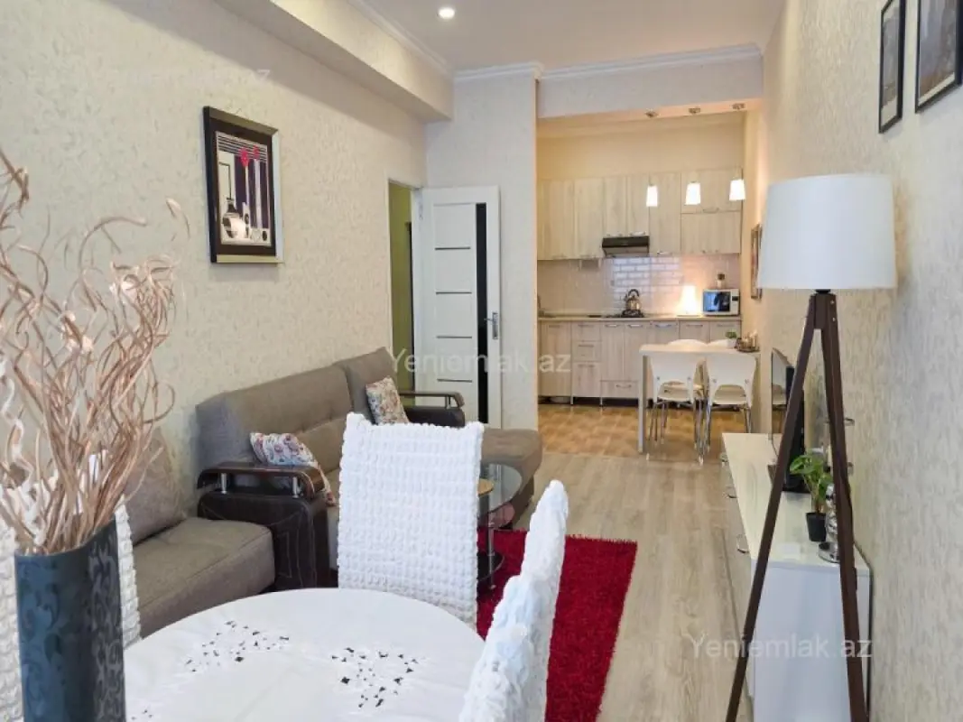 Satılır 2 otaqlı yeni tikili 70 m²