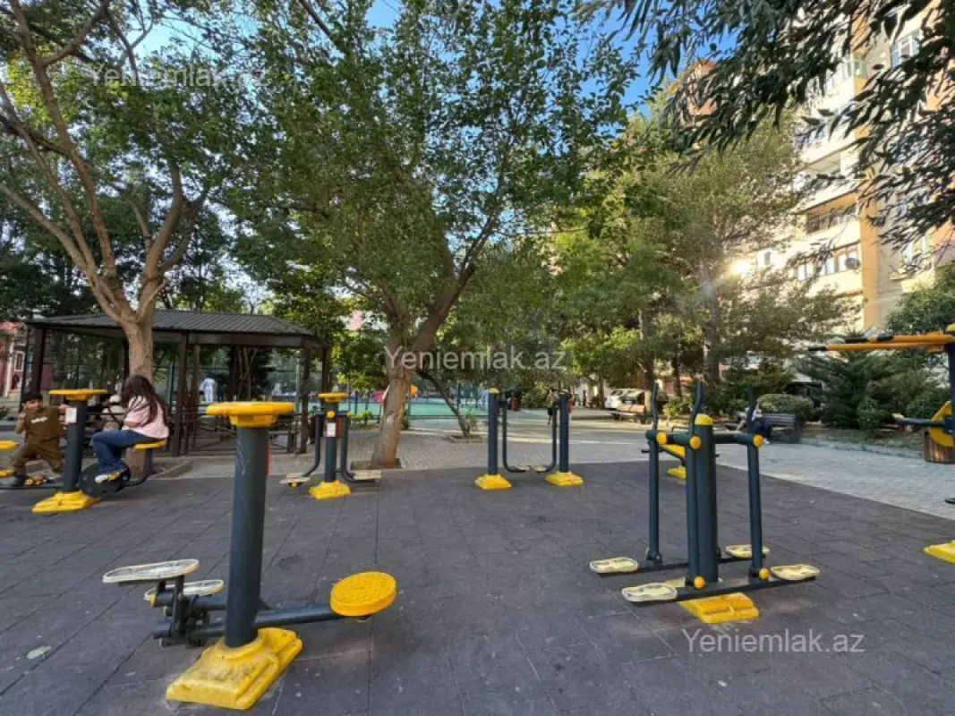 Satılır 3 otaqlı köhnə tikili 65 m²
