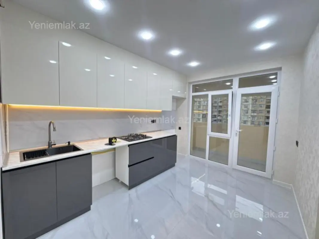 Satılır 2 otaqlı köhnə tikili 60 m²