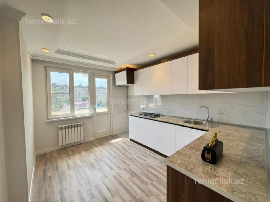 Satılır 2 otaqlı köhnə tikili 60 m²
