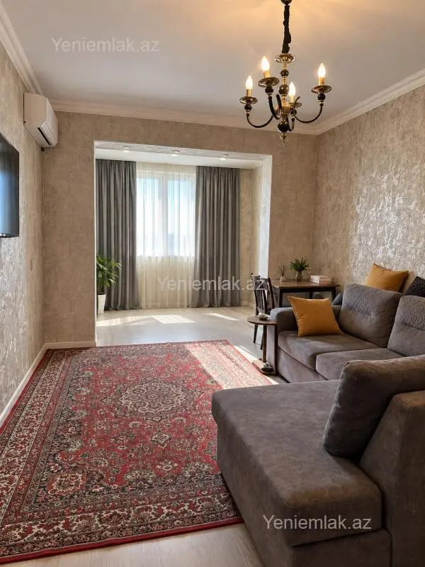 Satılır 2 otaqlı köhnə tikili 55 m²