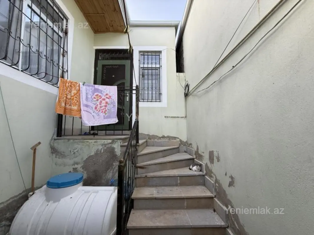 Satılır 2 otaqlı həyət evi 60 m²