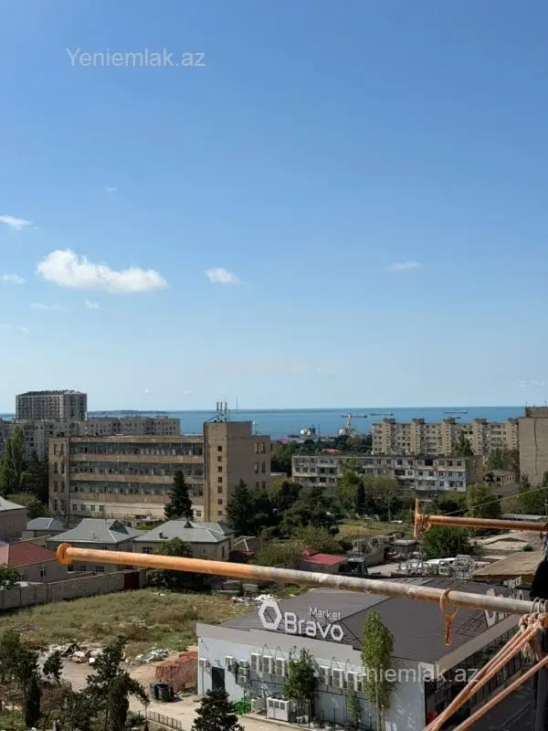 Satılır 2 otaqlı köhnə tikili 65 m²
