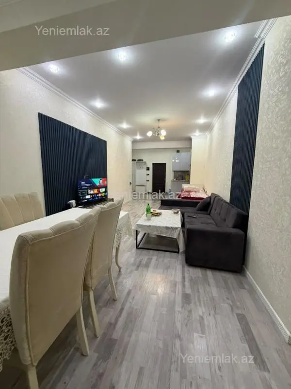 Satılır 2 otaqlı yeni tikili 72 m²