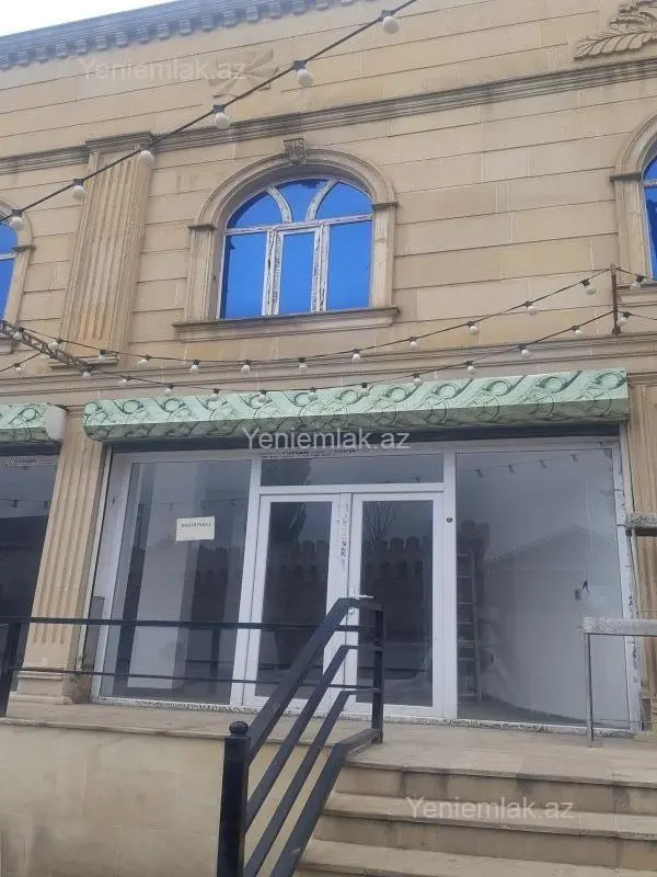 Satılır 4 otaqlı obyekt 288 m²