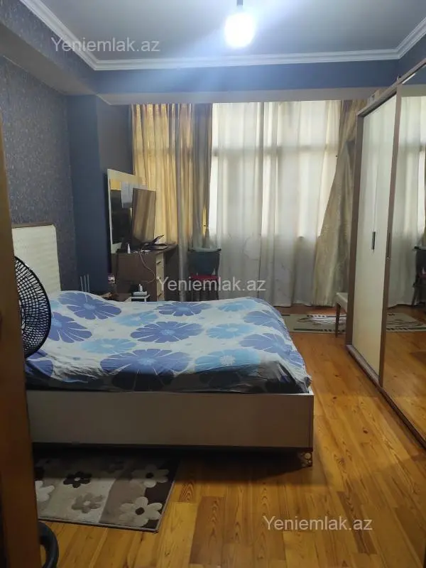 Satılır 2 otaqlı yeni tikili 64 m²