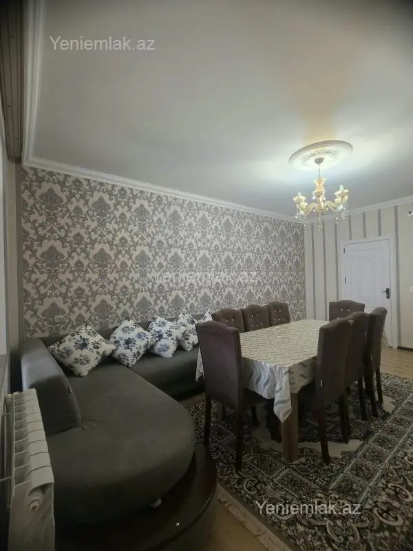 Satılır 4 otaqlı köhnə tikili 90 m²