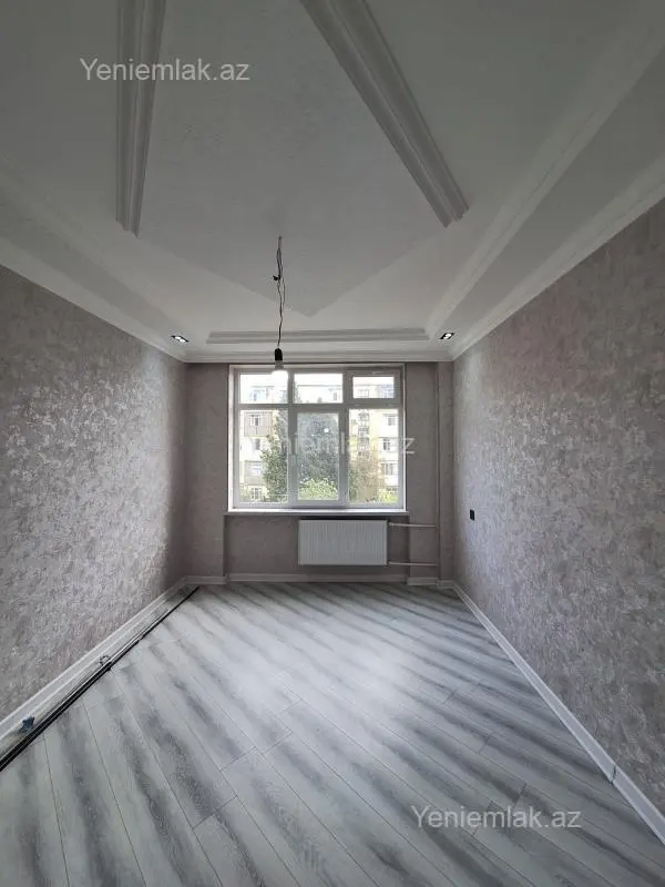 Satılır 2 otaqlı köhnə tikili 55 m²