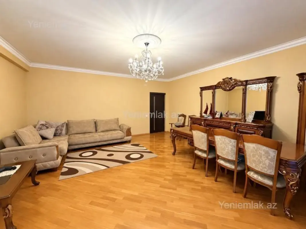Satılır 2 otaqlı yeni tikili 110 m²