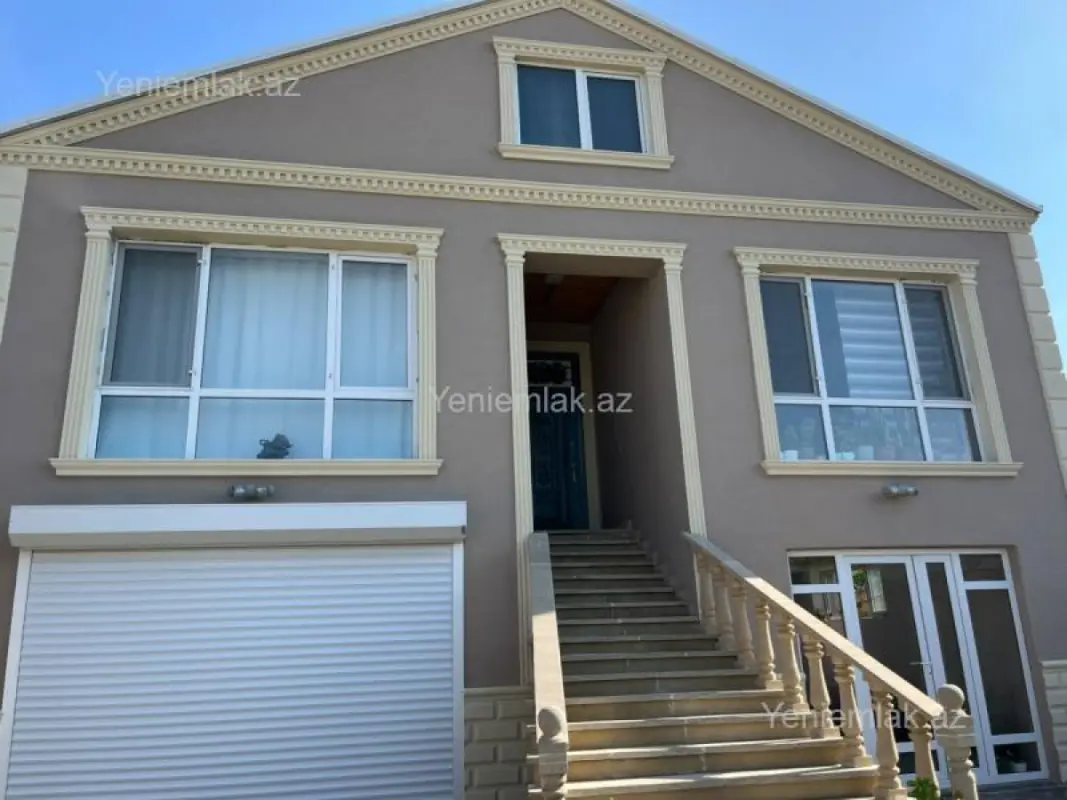 Satılır 7 otaqlı həyət evi 250 m²