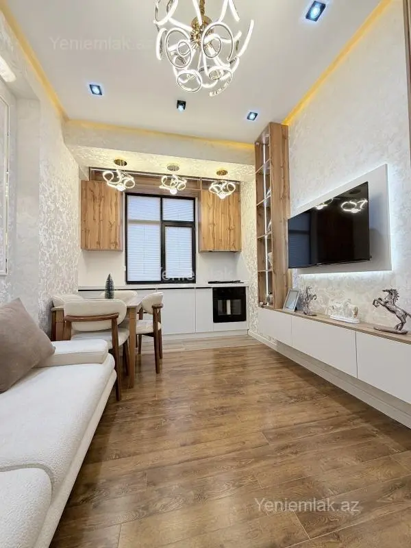 Satılır 2 otaqlı yeni tikili 42 m²