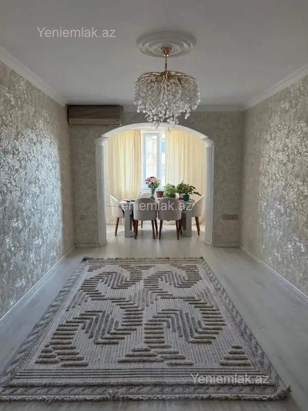 Satılır 3 otaqlı köhnə tikili 80 m²