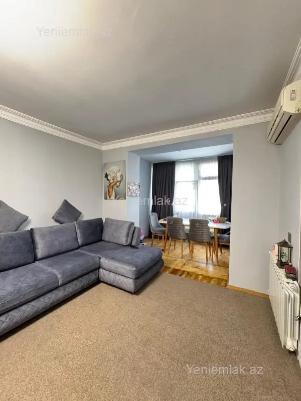 Satılır 3 otaqlı köhnə tikili 78 m²