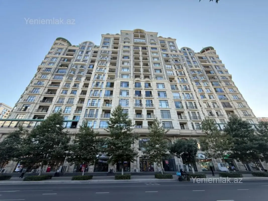Satılır 2 otaqlı yeni tikili 75 m²
