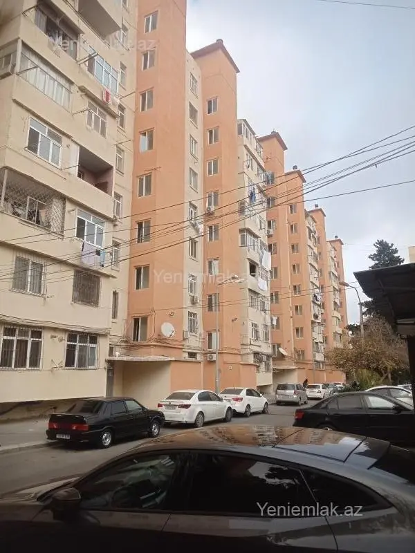 Satılır 3 otaqlı köhnə tikili 80 m²