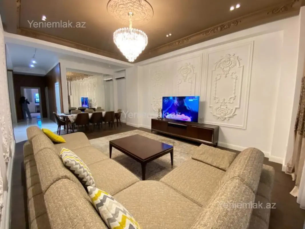 Satılır 3 otaqlı yeni tikili 170 m²