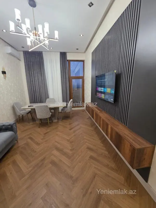 Satılır 2 otaqlı yeni tikili 72 m²