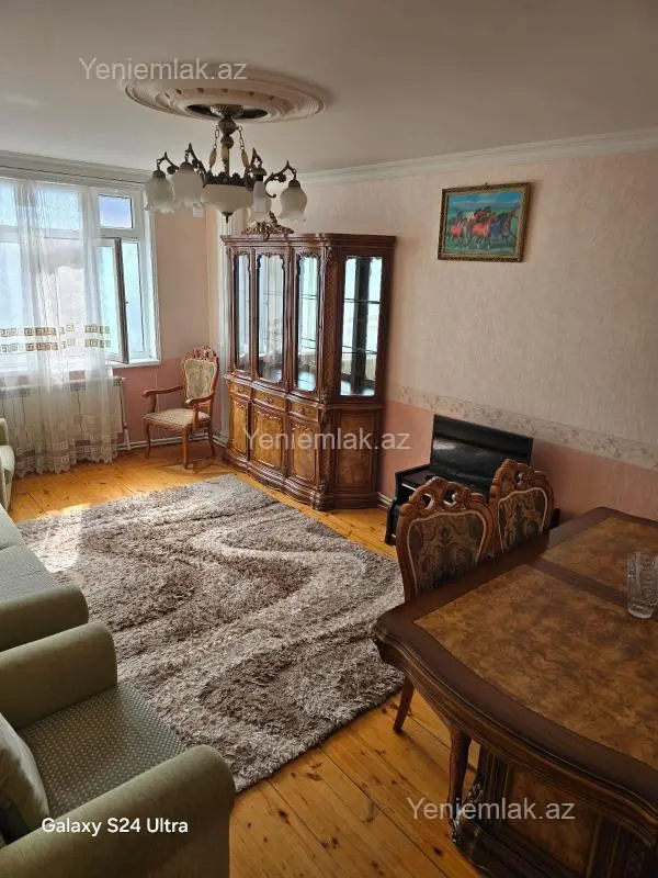 Satılır 3 otaqlı köhnə tikili 70 m²
