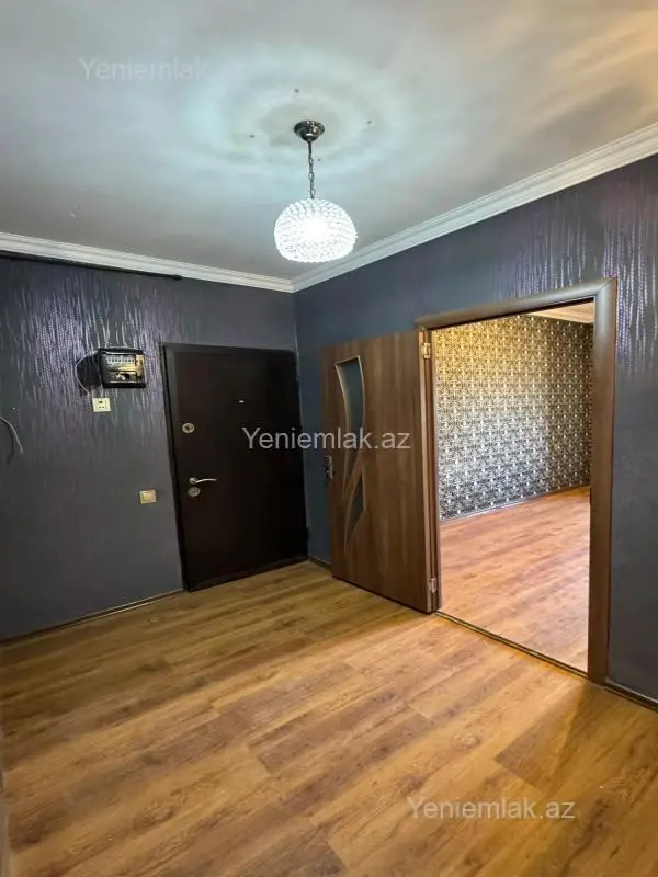 Satılır 2 otaqlı köhnə tikili 50 m²