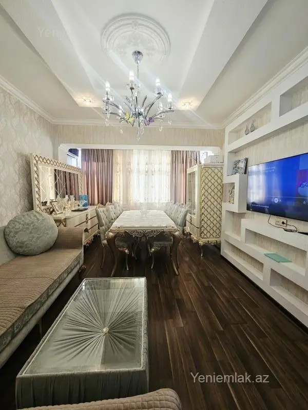 Satılır 3 otaqlı yeni tikili 77 m²