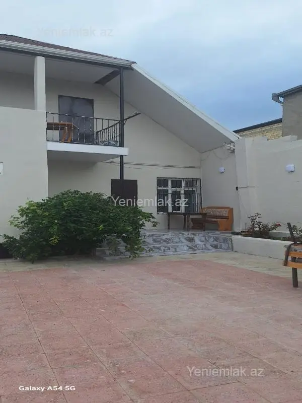 Satılır 4 otaqlı həyət evi 110 m²