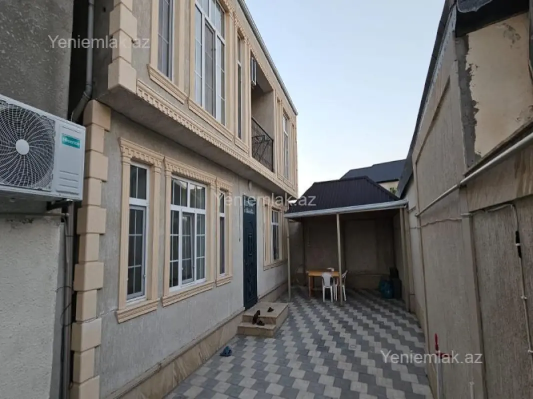 Satılır 5 otaqlı həyət evi 130 m²