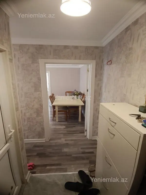 Satılır 2 otaqlı köhnə tikili 48 m²