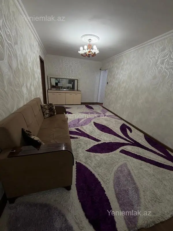 Satılır 2 otaqlı köhnə tikili 50 m²