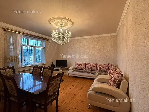 Satılır 8 otaqlı həyət evi 260 m² — Abşeron, Hökməli 8 otaq 260.00 m²