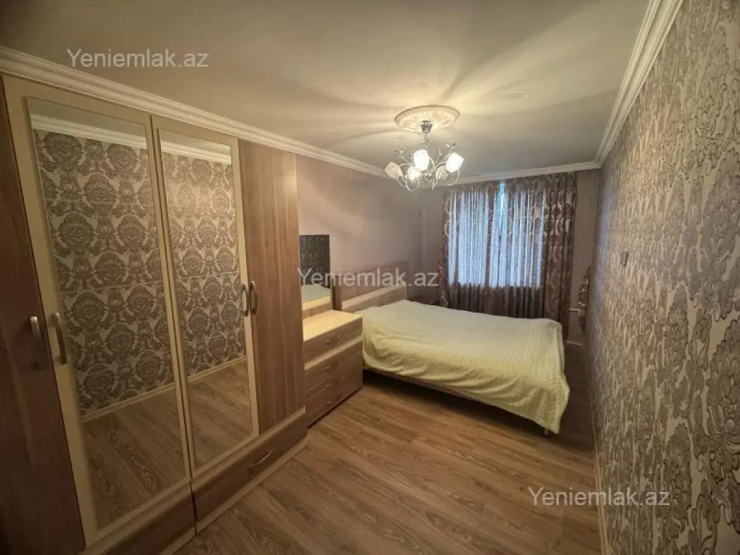 Satılır 2 otaqlı köhnə tikili 50 m²