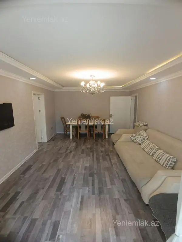 Satılır 2 otaqlı köhnə tikili 46 m²