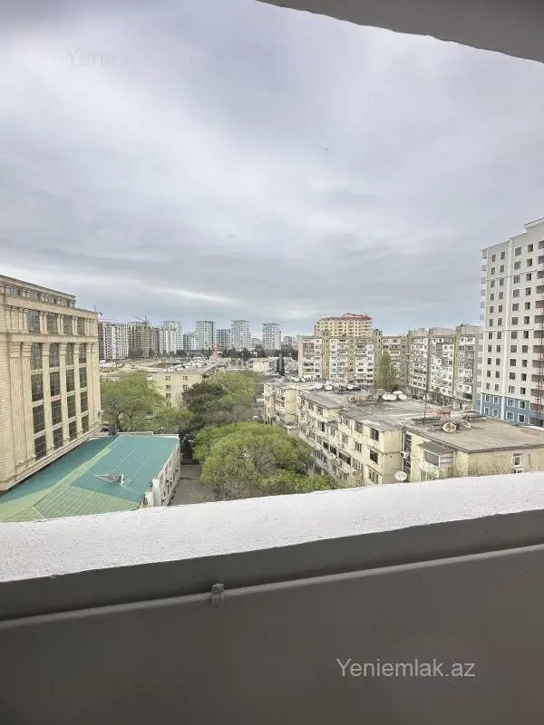 Satılır 3 otaqlı yeni tikili 100 m²